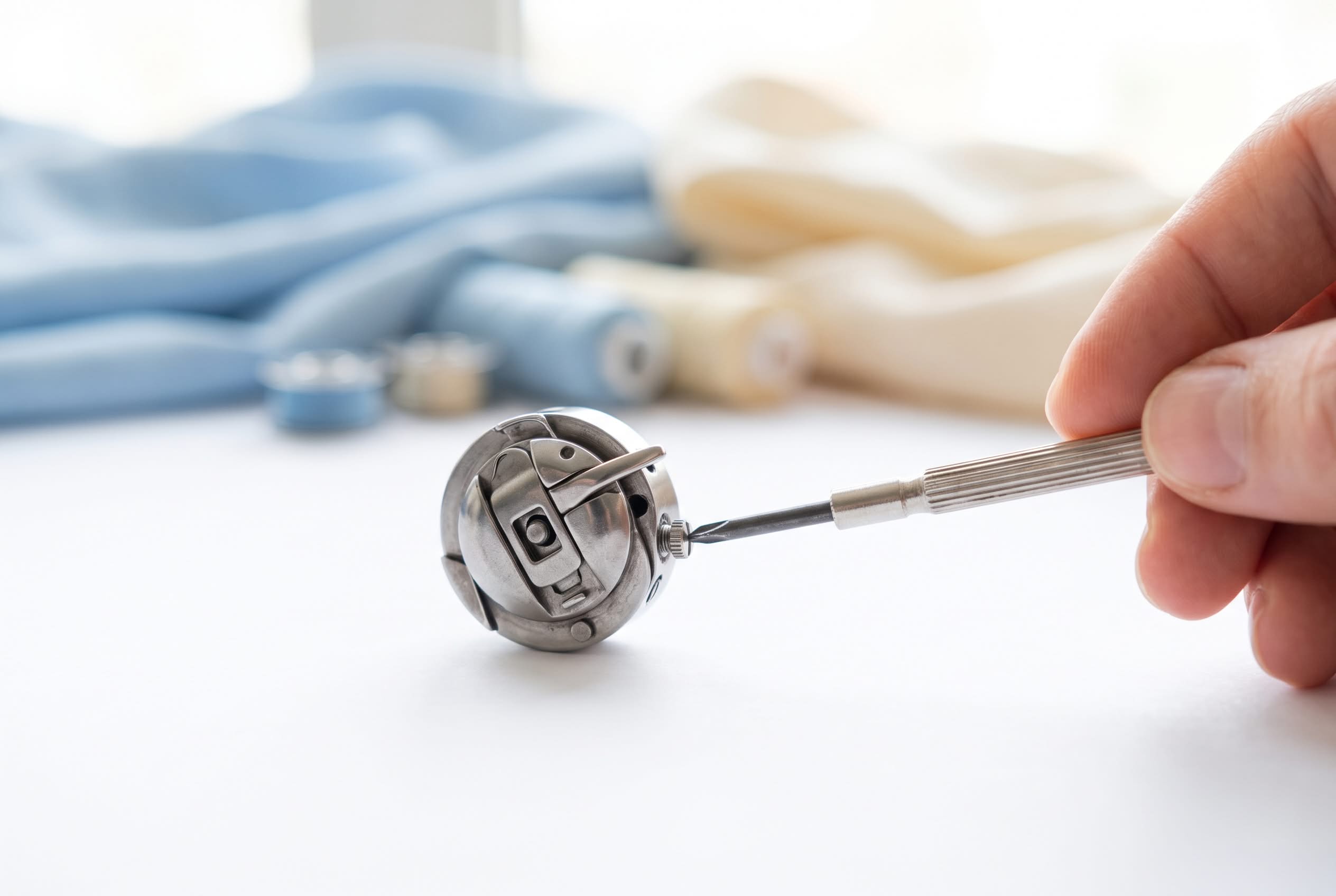How to Adjust Bobbin Tension Safely